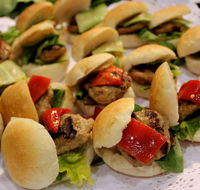 Airport Shuttle Wyndham  cheap tours melbourne - Restaurant Gold Coast