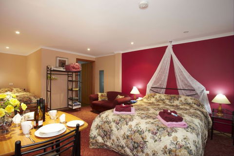 NorthEast Restawhile Bed And Breakfast - Restaurant Gold Coast 8