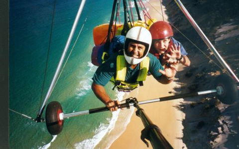 David Cookman–Sunshine Coast Hang Gliding - Restaurant Gold Coast 0