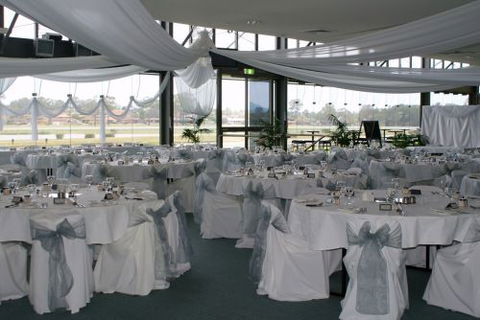 Taree-Wingham Race Club - Restaurant Gold Coast 2