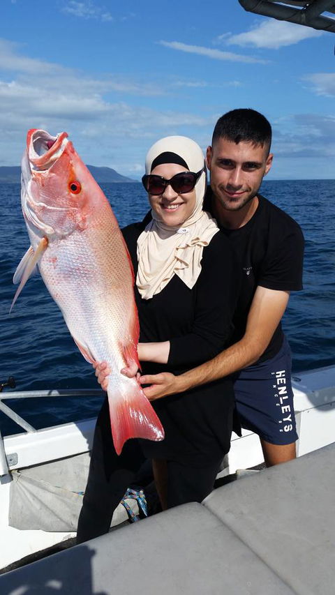 Fish Tales Charters Cairns Sportsfishing Adventure - Restaurant Gold Coast 0