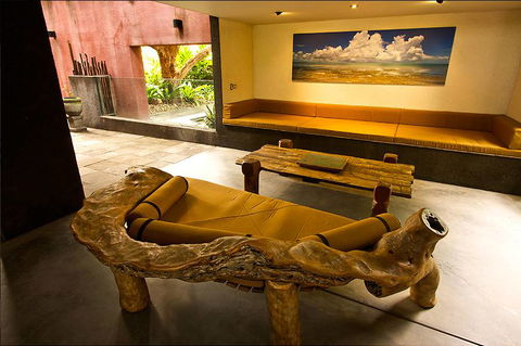 Tin Shed Art Gallery - Restaurant Gold Coast 1