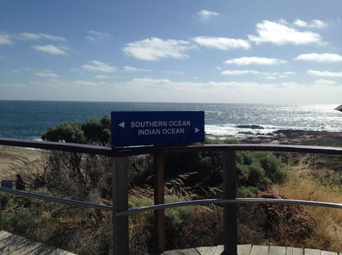 Margaret River, Caves, Wine And Cape Leeuwin Lighthouse Tour From Perth - Restaurant Gold Coast 9