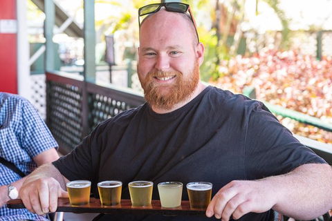 3 In 1 Tour: Matsoâ€™s Brewery, 12 Mile Bird Park & Malcolm Douglas Crocodile Park - Restaurant Gold Coast 7