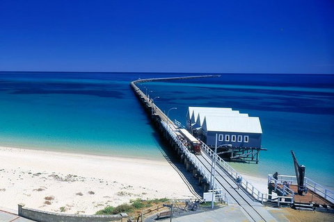 Full-Day Busselton Jetty, Train Ride & Dophin Discovery - Restaurant Gold Coast 0