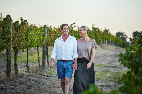 Full-Day Swan Valley, Wildlife Park, Winery & Fruit Orchard - Restaurant Gold Coast 9