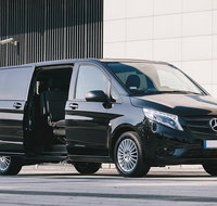 Private Perth International Airport Round-Trip Transfer - Restaurant Gold Coast