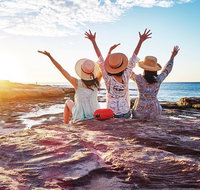 4-Day Coastal Loop via Monkey Mia Wild Dolphins Kalbarri Pinnacles Perth Return - Restaurant Gold Coast