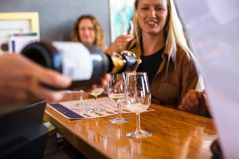 Half Day Gourmet Wine Tour - Restaurant Gold Coast 1