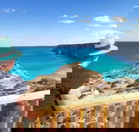 3 Day Whale Watching Tour from Adelaide - Restaurant Gold Coast