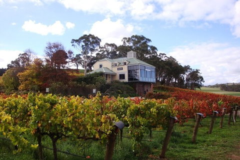 Adelaide Hills Day Tour. Winery Cellar Doors - Restaurant Gold Coast 3