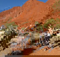 Half-Day Sunrise Tour of Uluru from Yulara - Restaurant Gold Coast