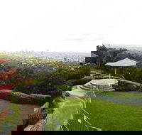 Personal Private Chauffeur driven Guided Tours - Restaurant Gold Coast