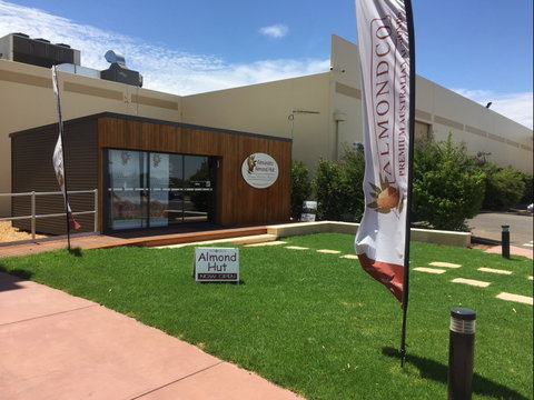 Almondco Almond Hut - Restaurant Gold Coast 0