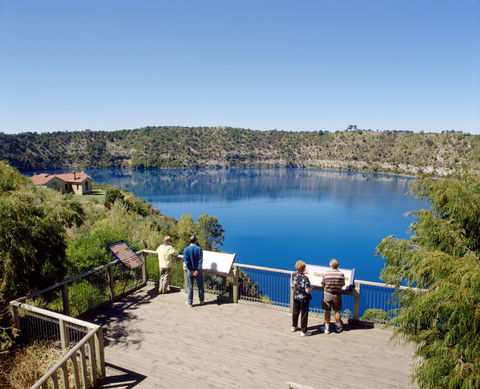 Blue Lake - Restaurant Gold Coast 1