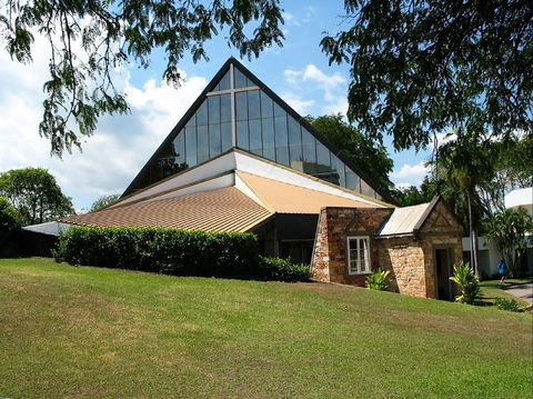 Christ Church Cathedral Precinct - Restaurant Gold Coast 1