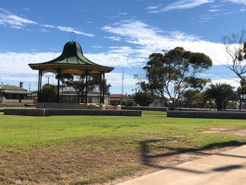 Davies Square, Wallaroo - Restaurant Gold Coast 1