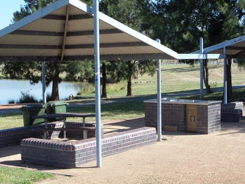 Point Hut Pond Park - Restaurant Gold Coast 0