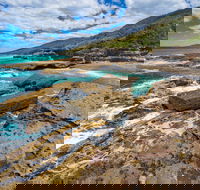 Singing Stones Beach - Restaurant Gold Coast
