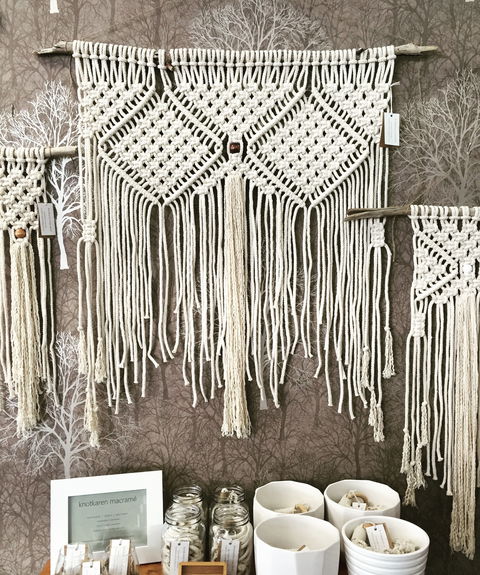 Under The Oak Handmade Gallery And Gifts - Restaurant Gold Coast 2