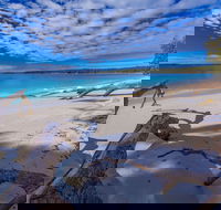 Bristol Point Beach - Restaurant Gold Coast