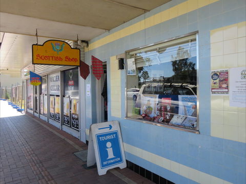 Maclean Scottish Shop - Restaurant Gold Coast 1