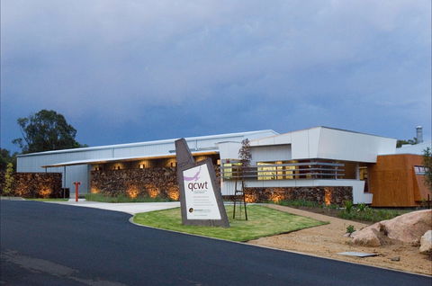 Varias Restaurant And Function Centre At The Queensland College Of Wine Tourism - Restaurant Gold Coast 0
