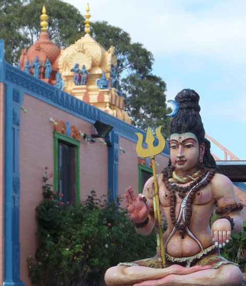 Vishnu Siva Mandir Temple And Library - Restaurant Gold Coast 1