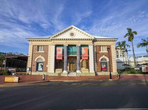 Cairns Art Gallery - Restaurant Gold Coast 1