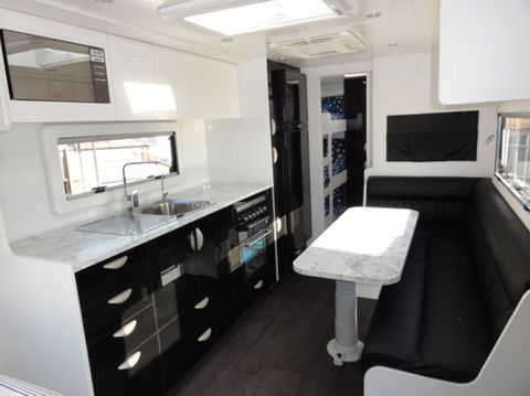 Gateway Caravans - Restaurant Gold Coast 2