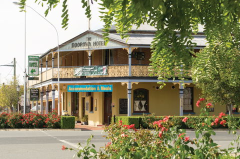 Hilltops Antique Trail - Restaurant Gold Coast 2