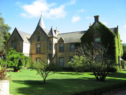 Overnewton Castle - Restaurant Gold Coast 0