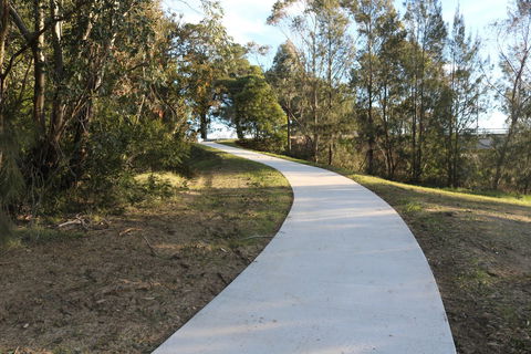 Wollondilly River Walkway - Restaurant Gold Coast 2