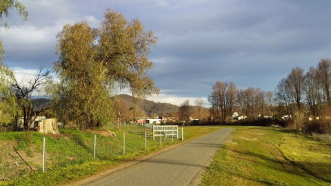 Adelong Falls Walk - Restaurant Gold Coast 1