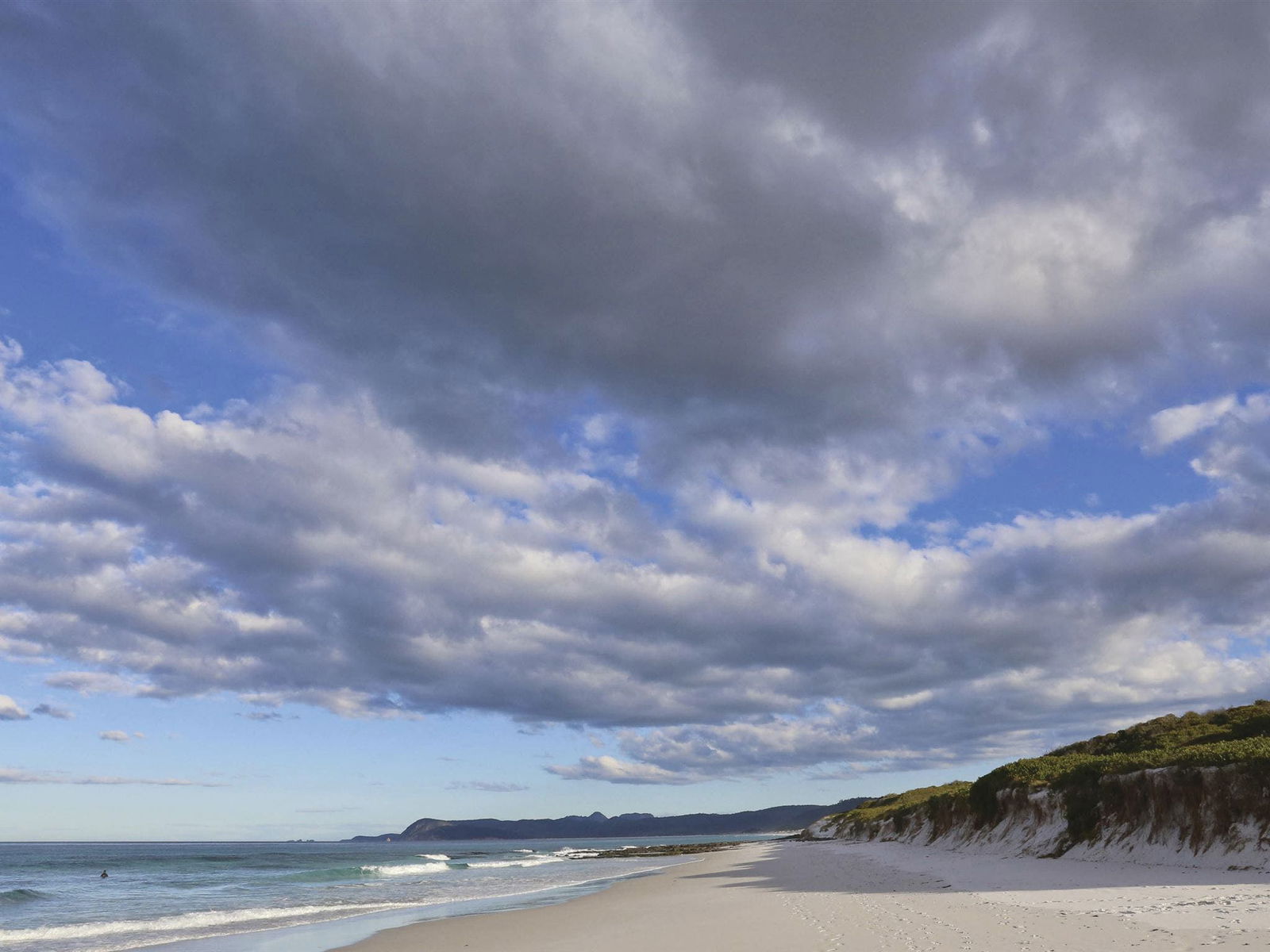 Friendly Beaches TAS Restaurant Gold Coast
