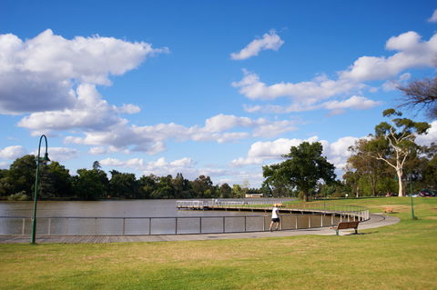 Lake Weeroona - Restaurant Gold Coast 2