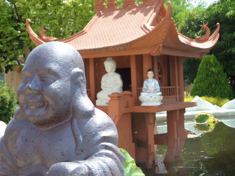 Sakyamuni Buddhist Centre/Van Hanh Monastery - Restaurant Gold Coast 1