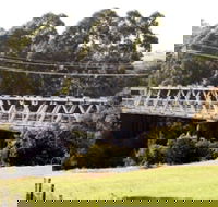 Victoria Bridge over Stonequarry Creek - Restaurant Gold Coast