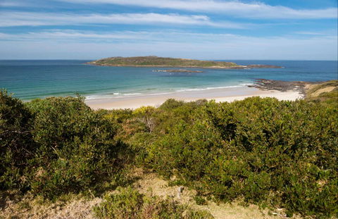 Murramarang Aboriginal Area - Restaurant Gold Coast 0