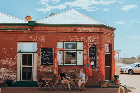 Golden Quest Discovery Trail - Restaurant Gold Coast 1