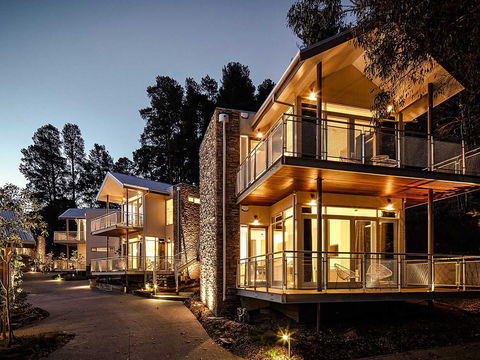 Hepburn Bathhouse & Spa - Restaurant Gold Coast 0