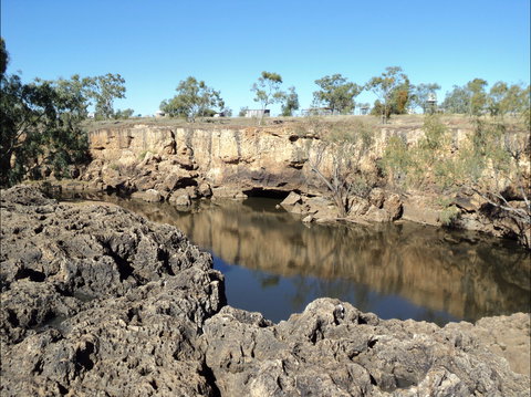 Kooroorinya Falls Nature Reserve - Restaurant Gold Coast 0