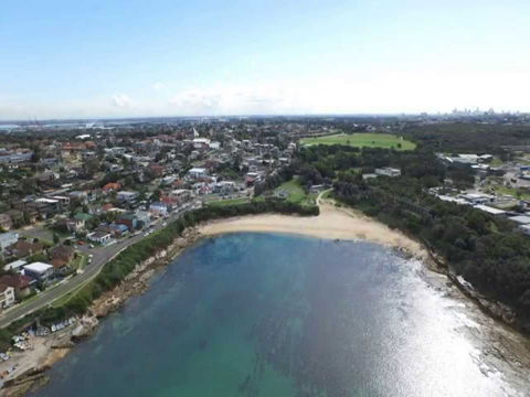 Malabar Beach - Restaurant Gold Coast 0