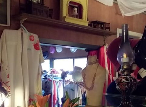 Mauzie's Most Marvellous Vintage - Restaurant Gold Coast 2