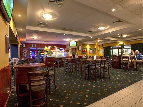 Canberra Irish Club - Restaurant Gold Coast 0