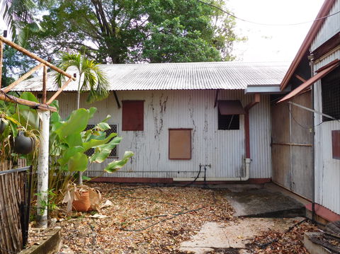 Pee Wee Camp, East Point - Restaurant Gold Coast 2