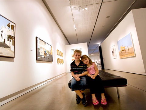 Western Plains Cultural Centre - Restaurant Gold Coast 0