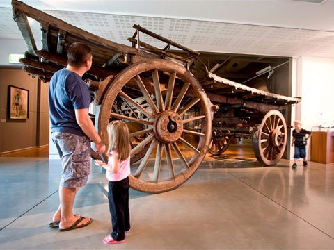 Western Plains Cultural Centre - Restaurant Gold Coast 1