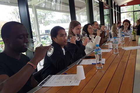 Hunter Valley Small Group Wine, Gin, Cheese & Chocolate Tour - Restaurant Gold Coast 3