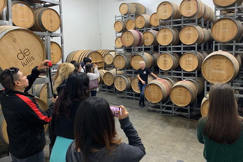 Hunter Valley Small Group Wine, Gin, Cheese & Chocolate Tour - Restaurant Gold Coast 8